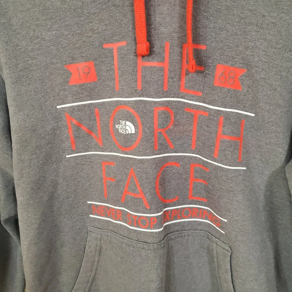 The North‎ Face Mens Graphic Pullover Hoodie Gray Orange Small NF0A3X6C
